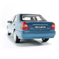 1:18 Norev Mercedes C200 W202