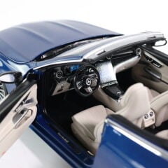 NOREV MERCEDES 1/18 CLE Cabriolet, AMG Line, A236