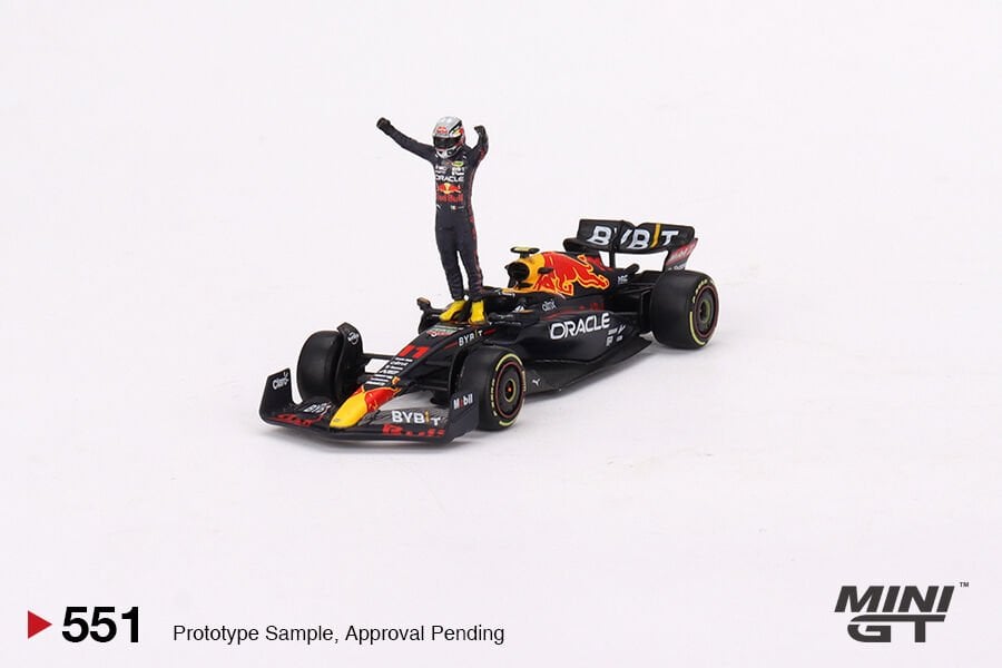 Mini GT 1:64 Oracle Red Bull Racing RB18 #11 Sergio Pérez 2022 Monako Prix Kazananı