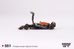 Mini GT 1:64 Oracle Red Bull Racing RB18 #11 Sergio Pérez 2022 Monako Prix Kazananı