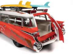 1:18 New Auto World 1959 Cadillac Eldorado Ambulance Surf Shark AW312