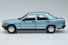 1:18 Norev 1984 Mercedes-Benz E Class 190 E W201