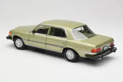 1:18 Norev Mercedes 450 SEL W116 JR Ewing Dallas Silver Green Norev 183975