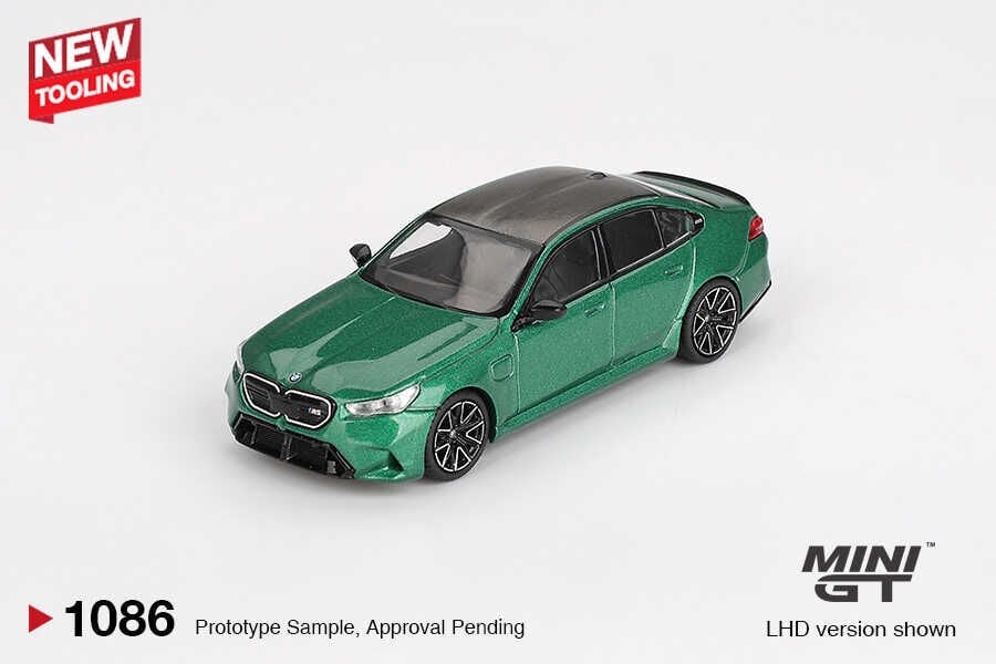 Mini GT 1/64 BMW M5 (G90) Isle of Man Green Metallic MGT1086