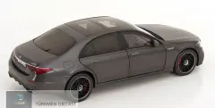 1/18 NZG Mercedes AMG S 63 E Performance (V223) Graphite Gray 2025