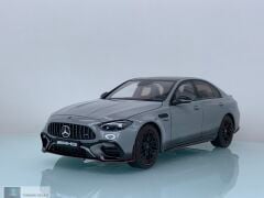 1:18 NZG  Mercedes-AMG C 63 S E Performance (W206) Alpine Grey