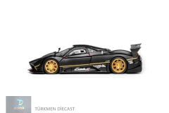 1:64 Almost Real x Motorhelix Pagani Zonda R mat Karbon Fiber 650630001